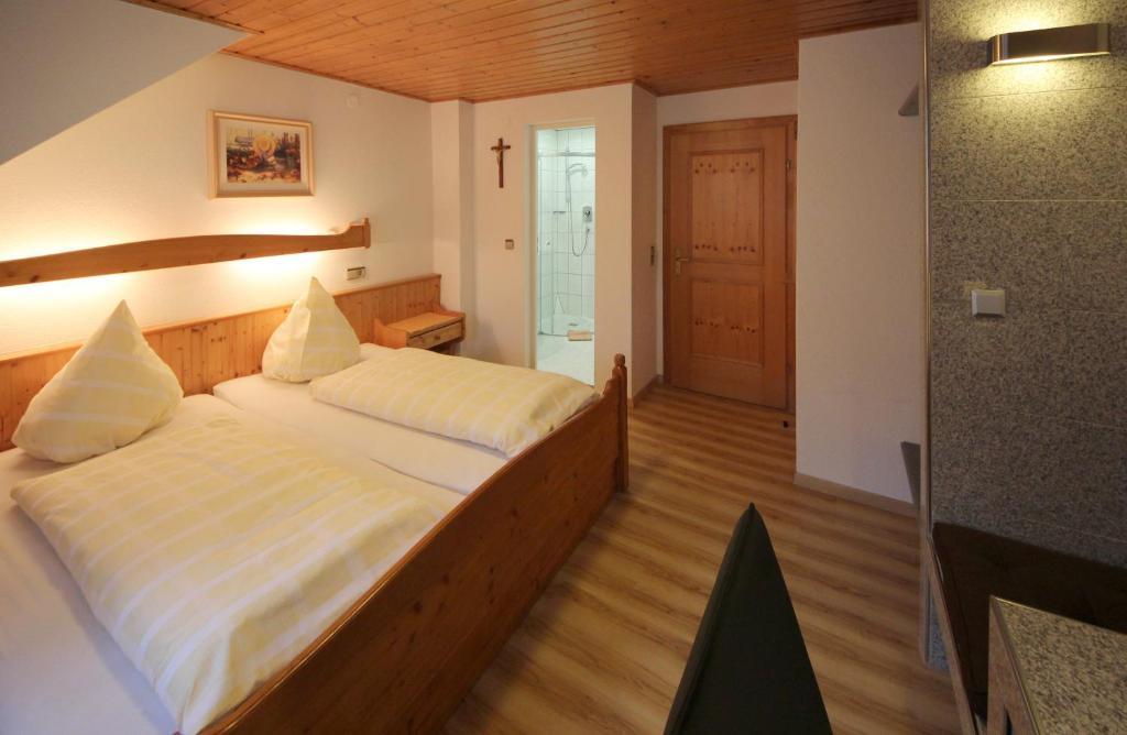 Hotel Krone Stuehlingen - Das Tor Zum Suedschwarzwald מראה חיצוני תמונה
